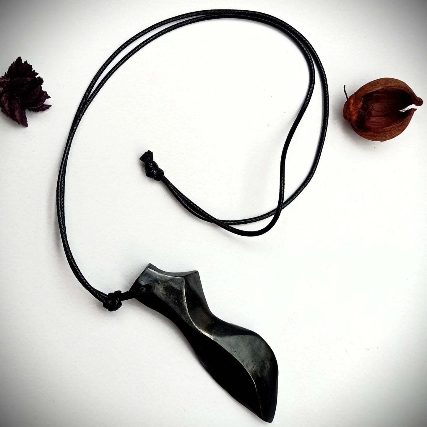Terracotta pendant 01