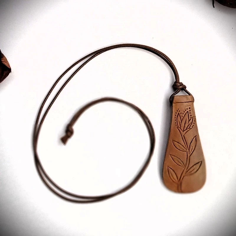 Terracotta pendant 10