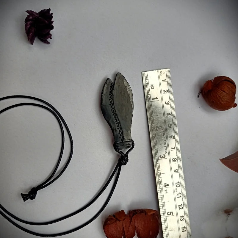 Terracotta pendant 04