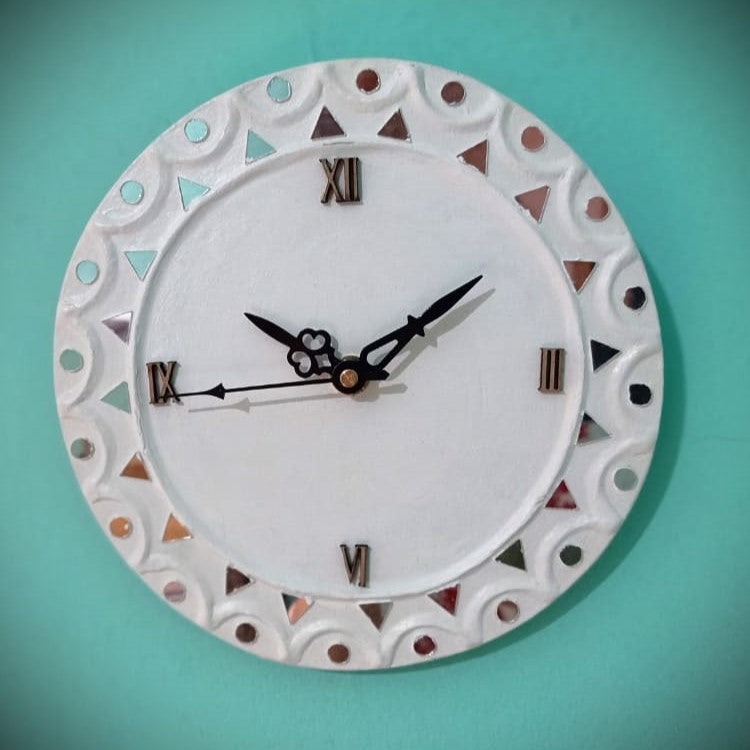 Kutch Lippan Mud & Mirror Work Wall Clock Round