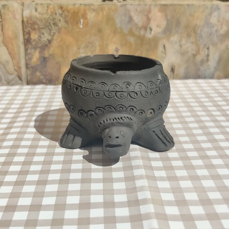 Sawai Madhopur Black Pottery Tortoise Ash Tray