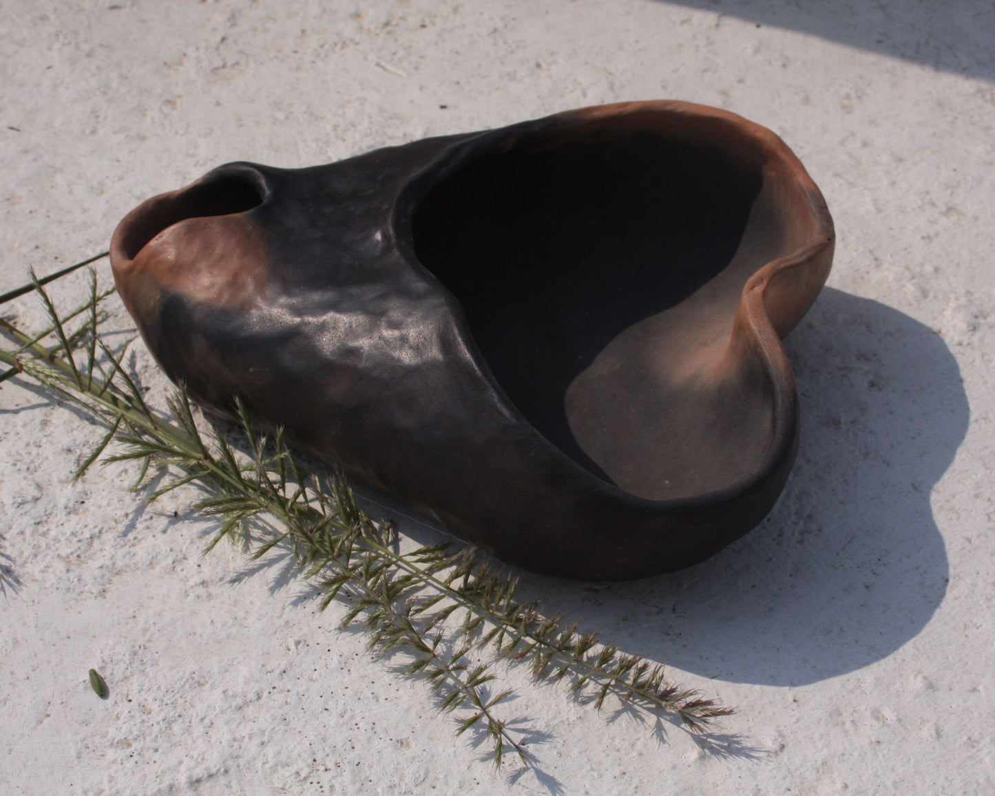 Pitfire Small Vase 15