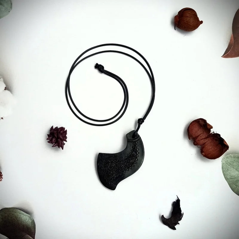 Terracotta pendant 06
