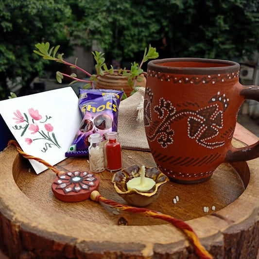 Kutch Painted Pottery Traditional Terracotta Clay Craft Bhai Rakhi Festive Gift Hamper