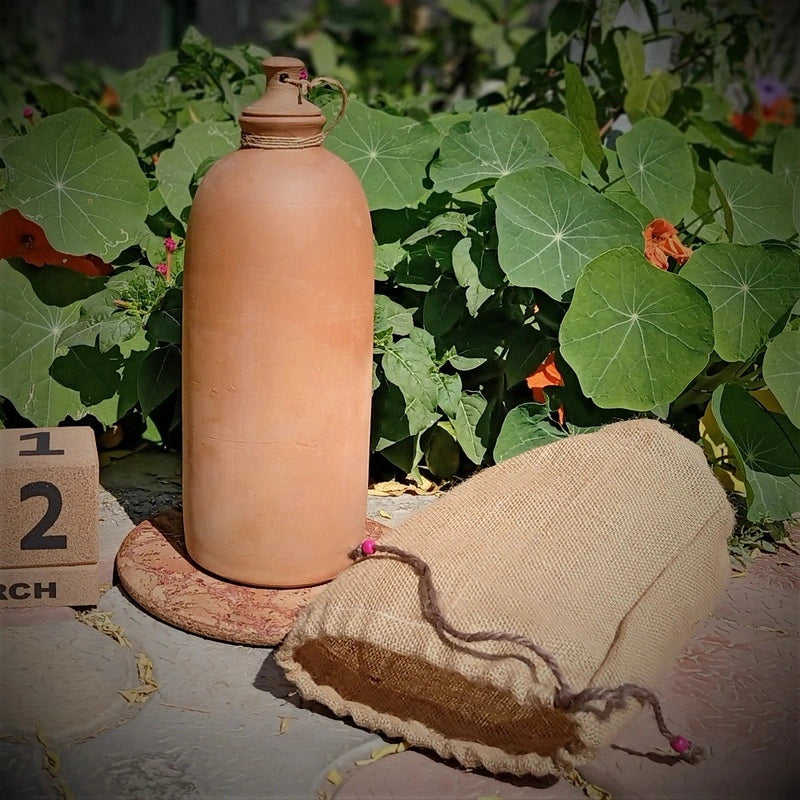 Terracotta "Matka" Water Bottle with Jute Jacket