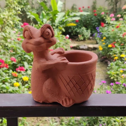 Rajasthan Terracotta Frog Planter 1