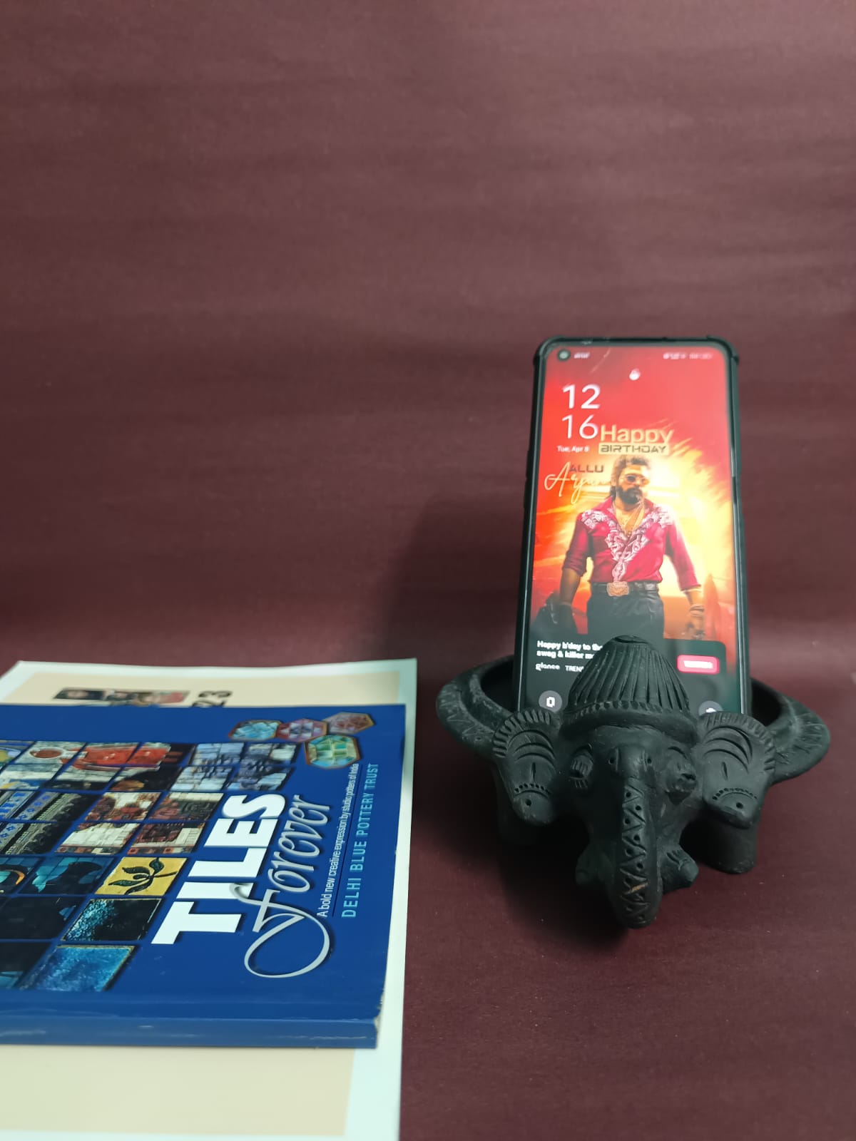 Sawai Madhopur Black Pottery Mobile Stand