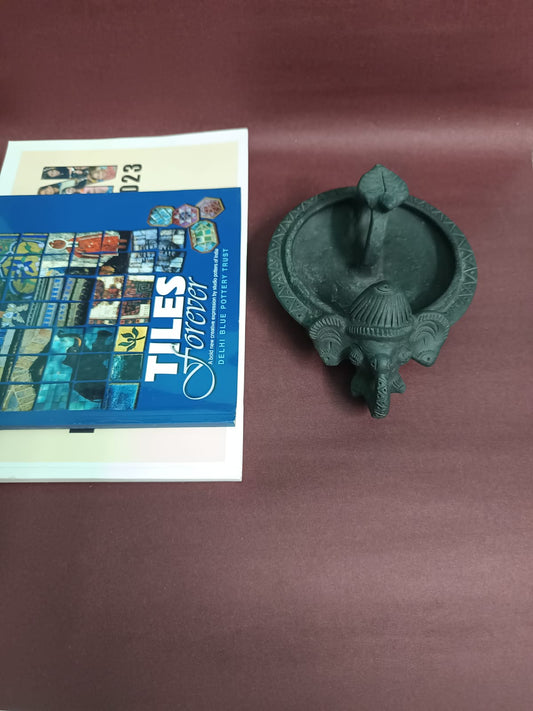 Sawai Madhopur Black Pottery Mobile Stand