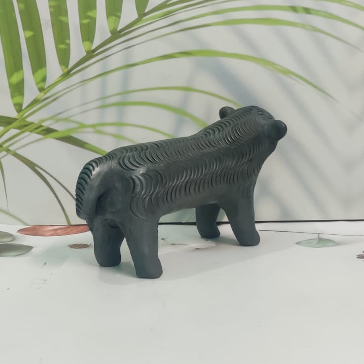 Sawai Madhopur Black Pottery Animal Figurine Standing Tiger Large