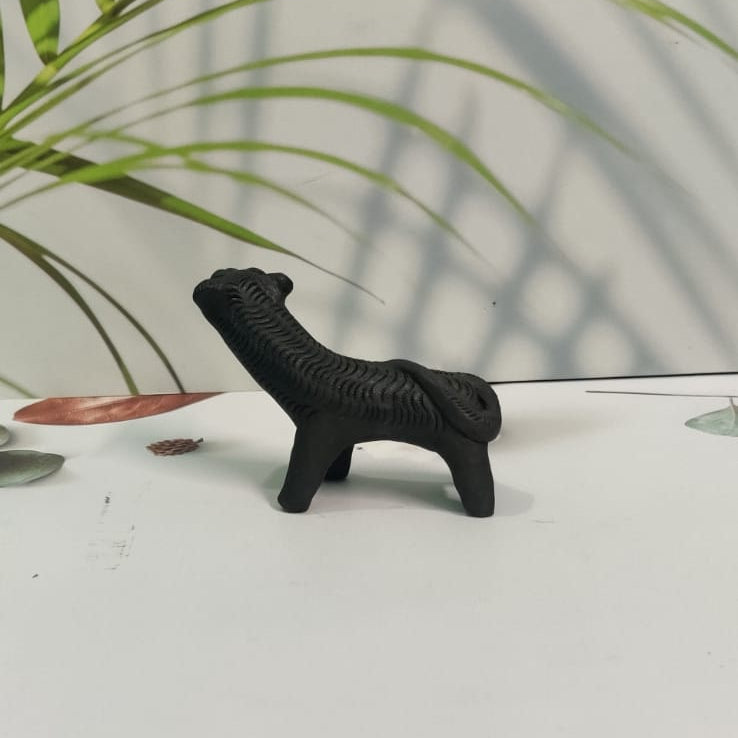 Sawai Madhopur Black Pottery Animal Figurine Tiger Small