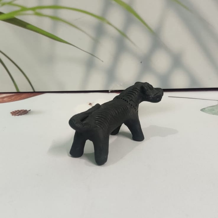 Sawai Madhopur Black Pottery Animal Figurine Tiger Mini