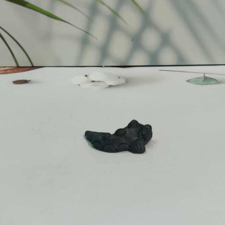 Sawai Madhopur Black Pottery Animal Figurine Small Fish