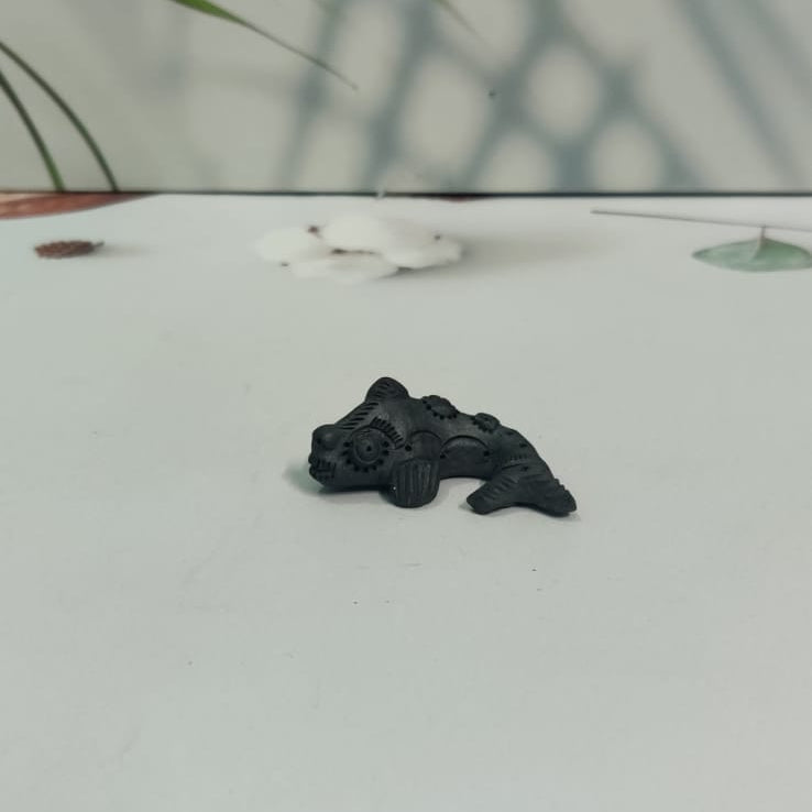 Sawai Madhopur Black Pottery Animal Figurine Small Fish