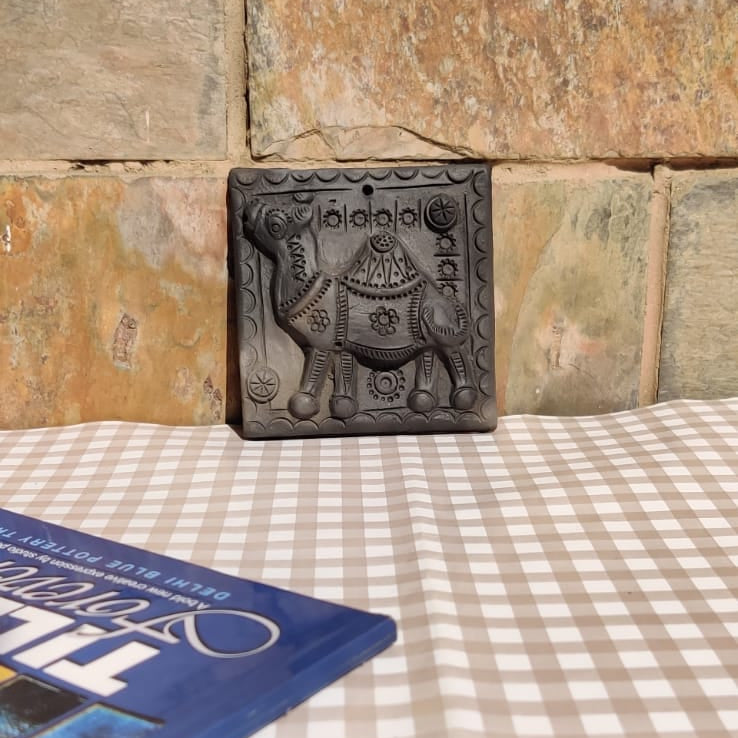 Sawai Madhopur Black Pottery Various Animal Tile Art Medium