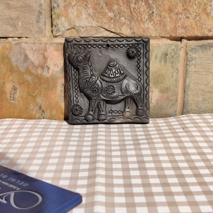 Sawai Madhopur Black Pottery Various Animal Tile Art Medium