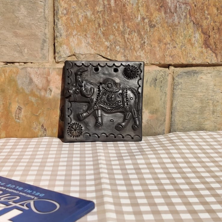 Sawai Madhopur Black Pottery Various Animal Tile Art Medium