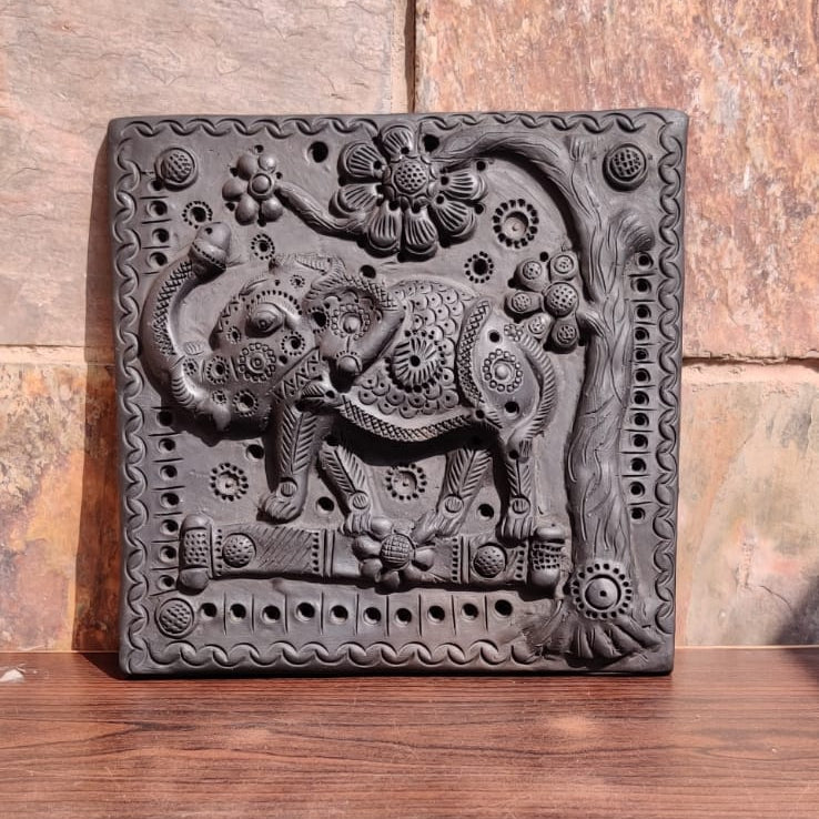 Sawai Madhopur Black Pottery Elephant Tile Art (Large)