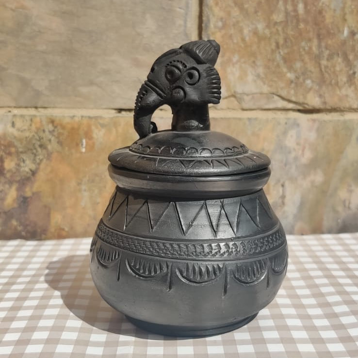 Sawai Madhopur Black Pottery Elephant Saltshaker