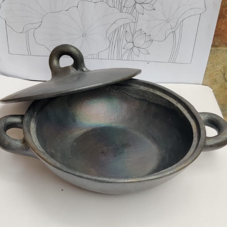 Longpi Black Pottery Cook & Serve Casserole
