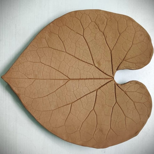 Handcrafted Terracotta Leaf Platter Large