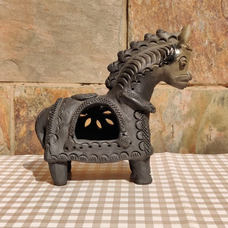 Sawai Madhopur Black Pottery Animal Figurine Horse Lamp