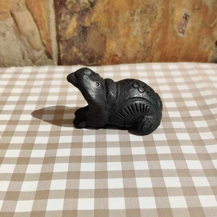 Sawai Madhopur Black Pottery Small Animal Figurine Tortoise,Frog,Elephant