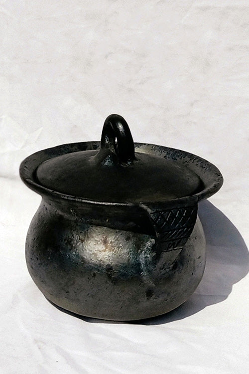 Longpi Black Pottery Cooking Pot with Lid