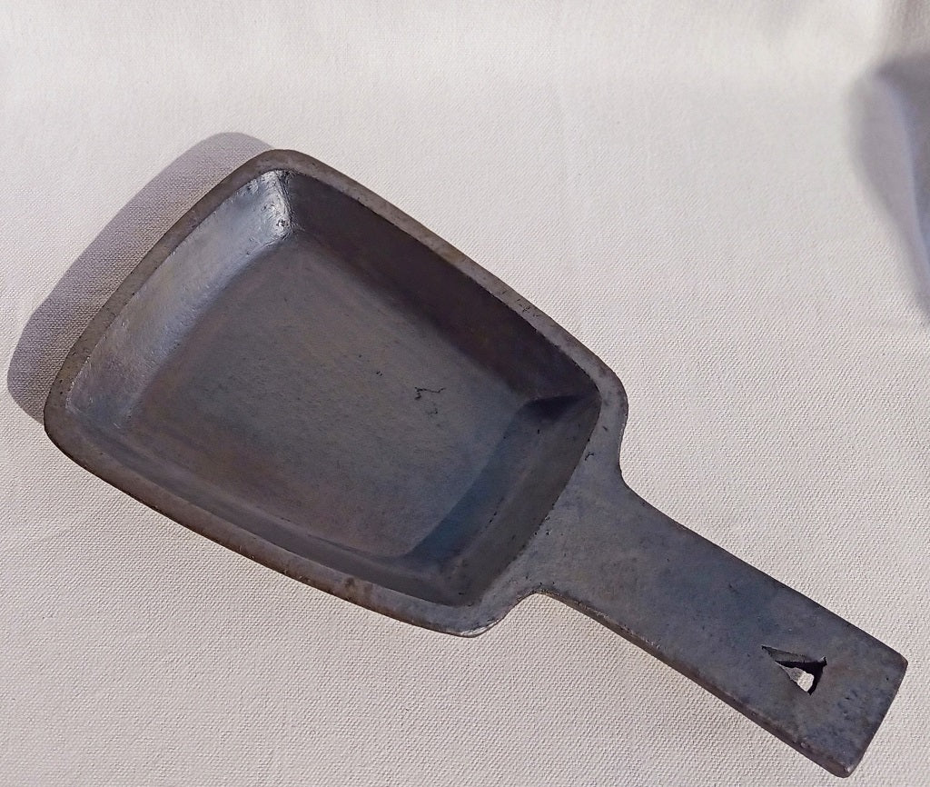 Longpi Black Pottery Skillet Trapezium