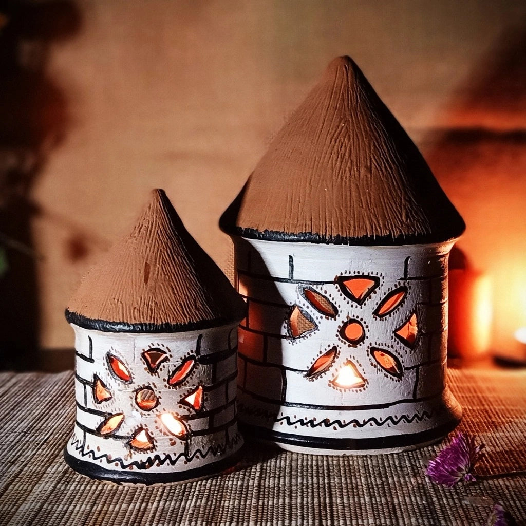 Kutch Hand-Painted Bhunga Tealight/Candle Lamp White & Black