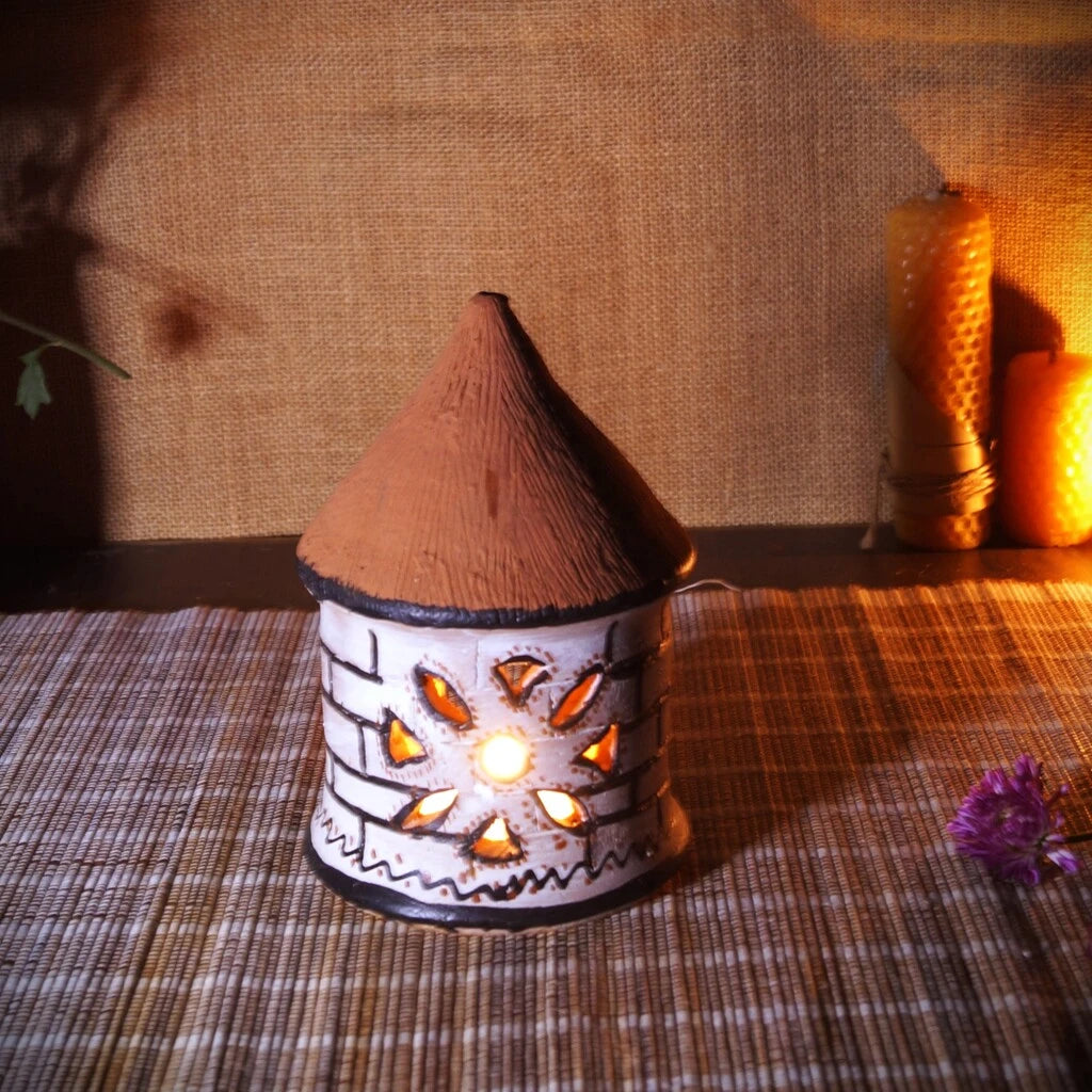 Kutch Hand-Painted Bhunga Tealight/Candle Lamp White & Black