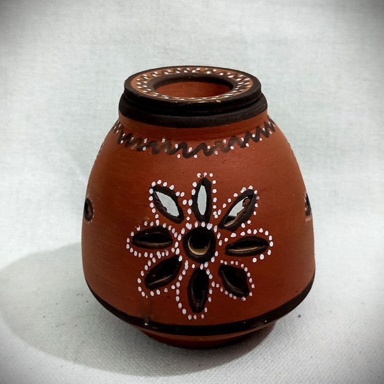 Kutch Painted Pottery Diffuser Lamp