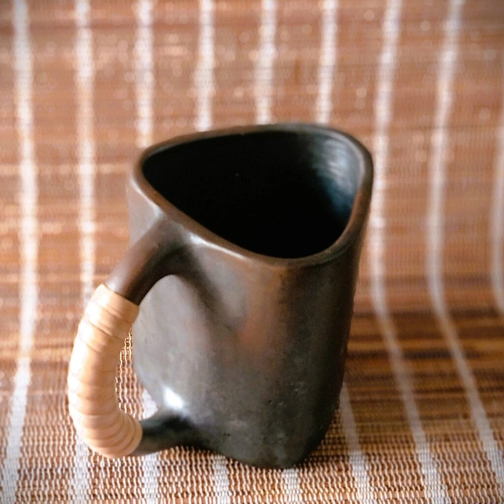 Longpi Black Pottery Trikon Coffee Mug